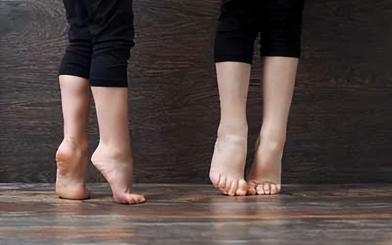 经常吃了就拉肚子比较急,稍微吃的不对就拉肚子是什么原因