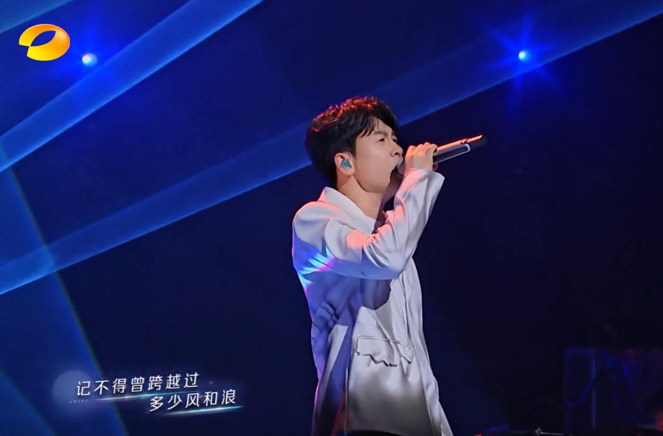 鐜嬪績鍑岃嫃鏈夋湅鍞卞姛璋佸ソ,鑻忔湁鏈嬬帇蹇冨噷鍞卞姛瀵规瘮