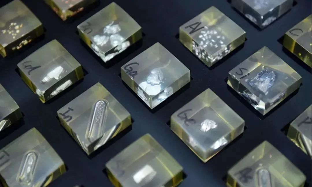 元素周期表每一个元素一克多少元,买元素周期表上所有元素要多少钱