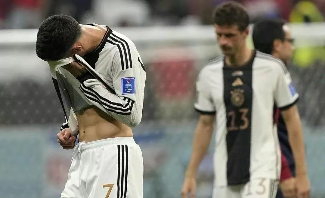 德国队对葡萄牙黄健翔,黄健翔谈德国足球