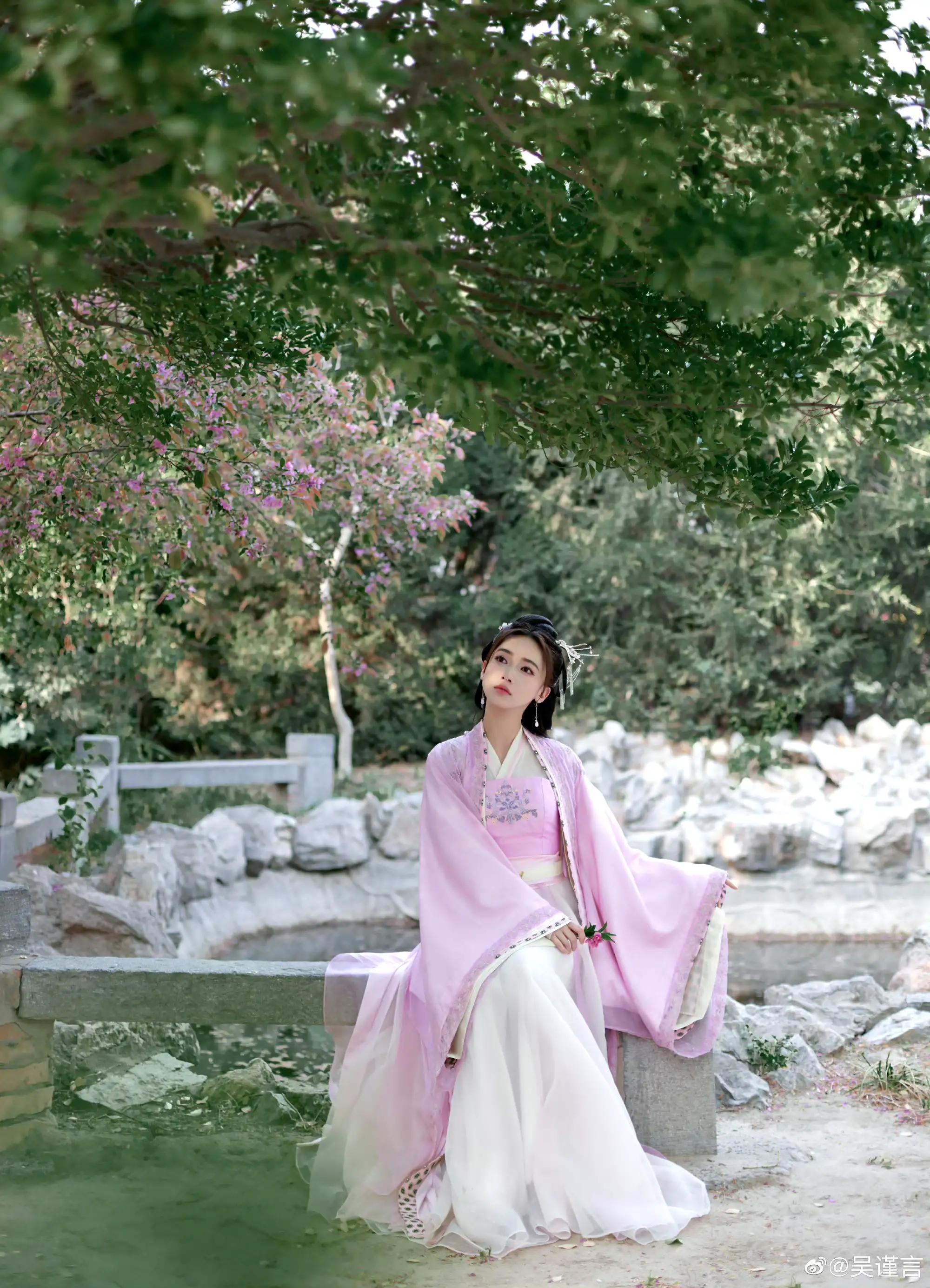 吴谨言汉服开封,吴谨言古装图推荐
