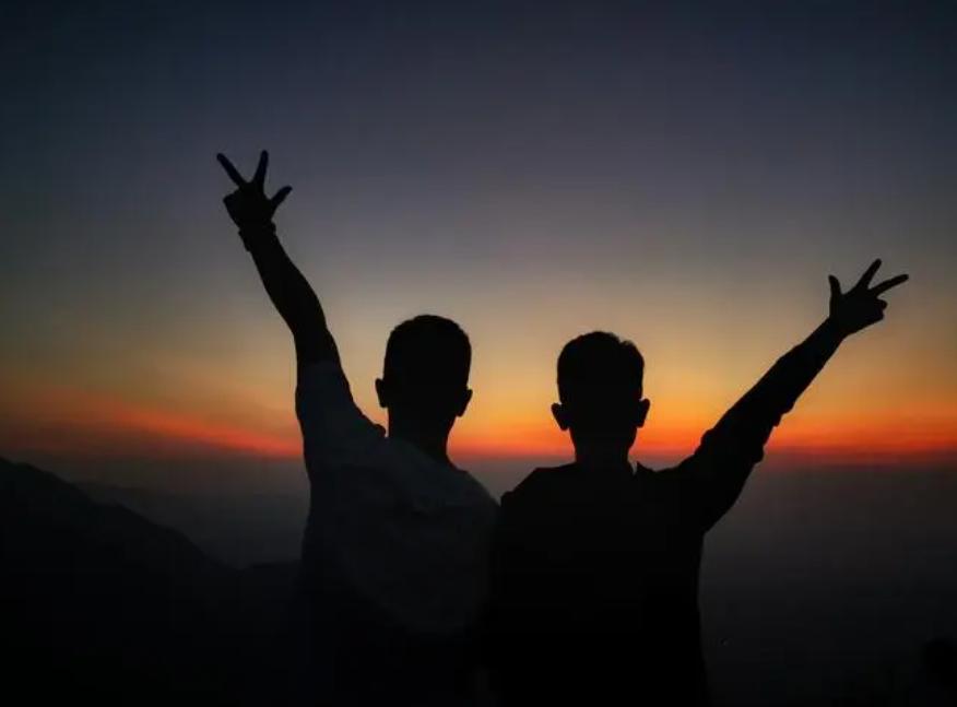 “别杀我,你想干什么都行”,云南男子强奸嫂子出狱后,当街报复