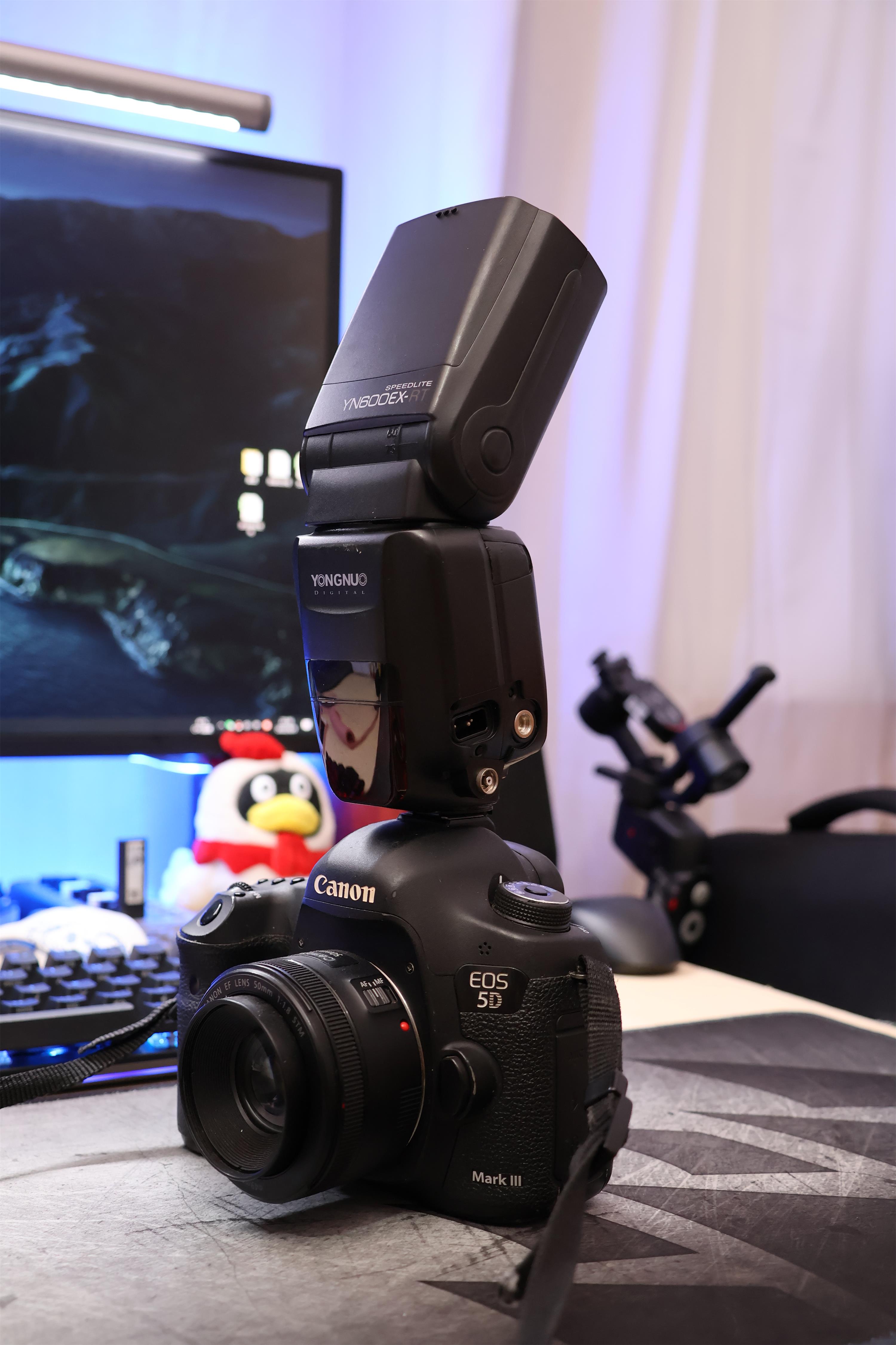 佳能5d3和佳能r10哪个好,佳能5d3和佳能r10对比