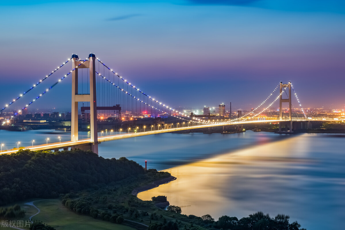 江阴长江公路大桥施工动画演示,江阴长江公路大桥总投资多少亿