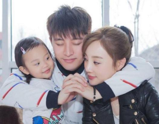 蒲巴甲第一女朋友是谁,蒲巴甲历任绯闻女友