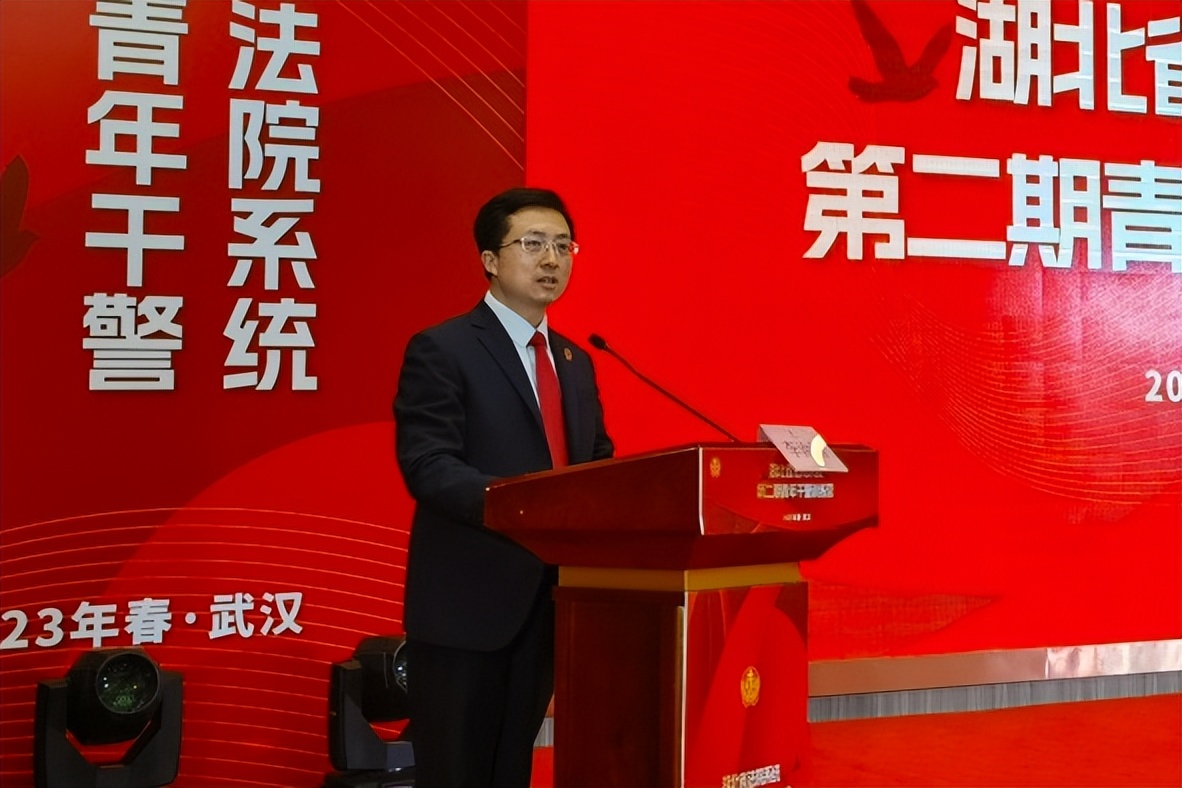 我们在青训营⑤|春风相携逐梦人,共话法治星辰梦