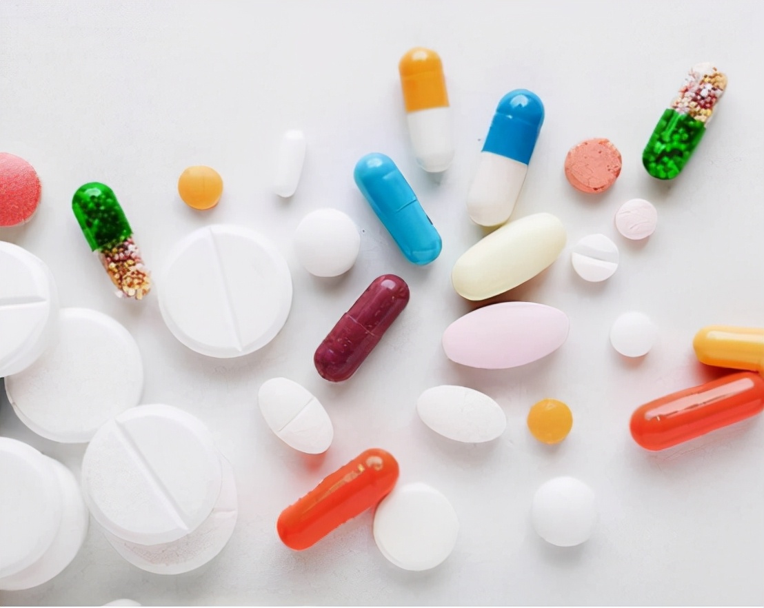 高血压吃维生素b2还是维生素d好,维生素b2和高血压药一起吃可以吗