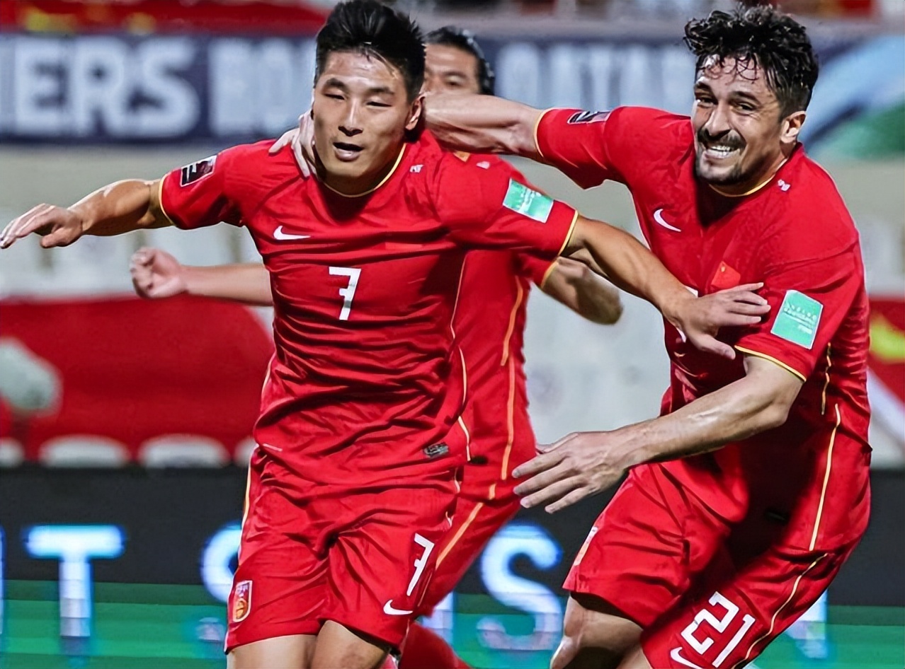 中国男足0比5惨败是真的吗,中国男足0比1不敌卡塔尔视频