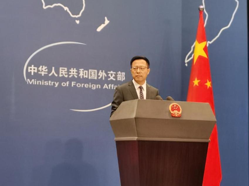 河南四地公布7例感染者情况/河南两地新增5处高风险区/朋友圈炫富炫权？停职！官方通报来了