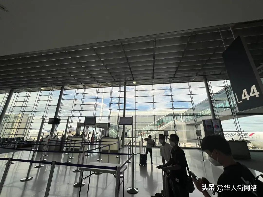 中国到法国巴黎转机意大利,意大利到北京航班