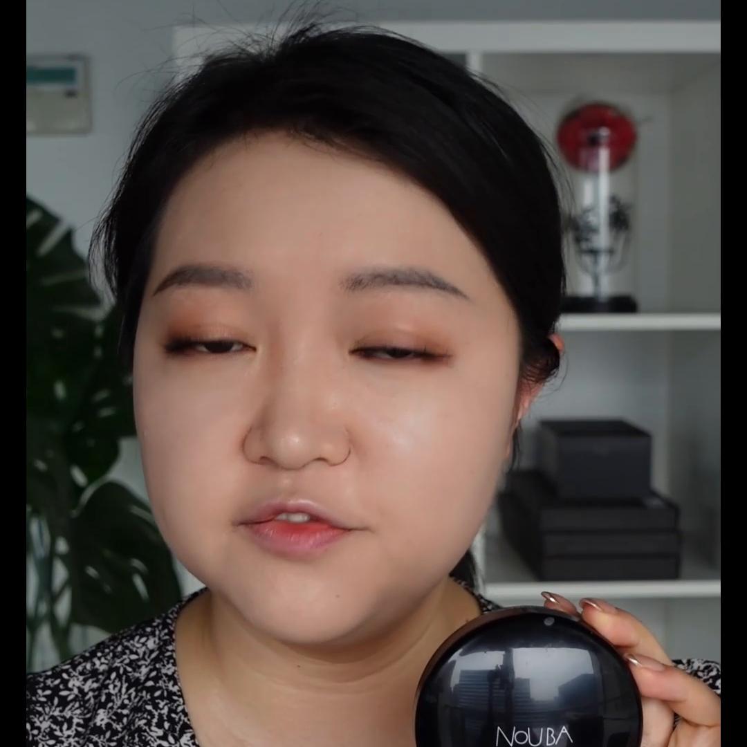 用定妆粉之前需要用什么打底,定妆粉该怎么去选用