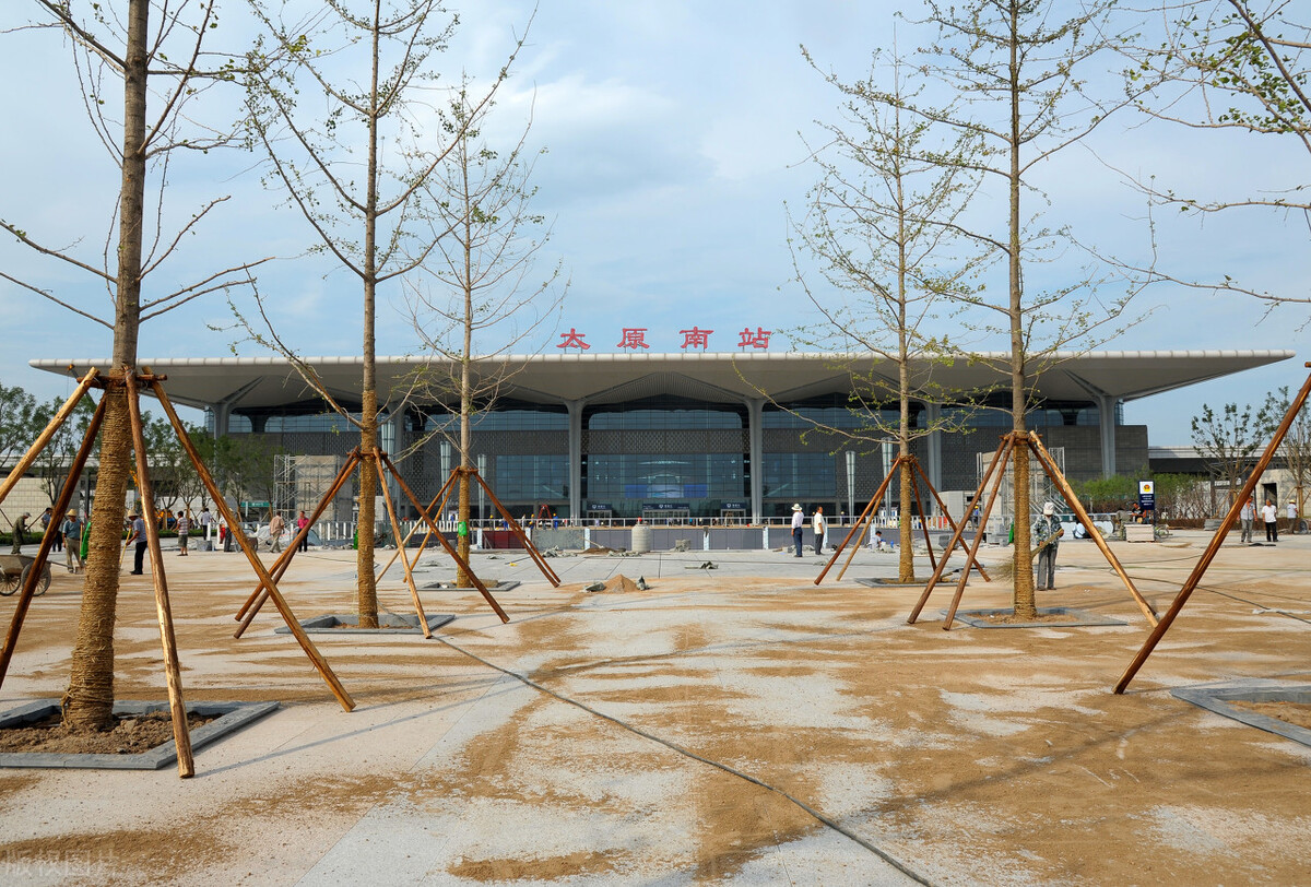 沈阳北站车次对应站台,沈阳北站列车时刻表图