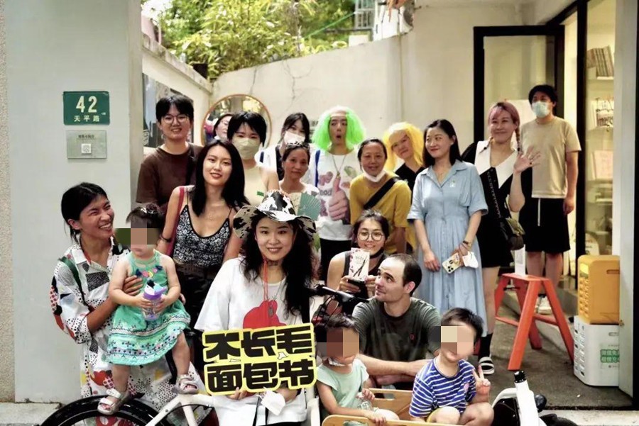 98年女生日常生活,98年的女孩子日常生活