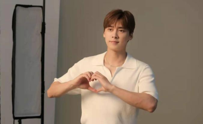 古装男演员李易峰古装照,娱乐圈中李易峰的古装