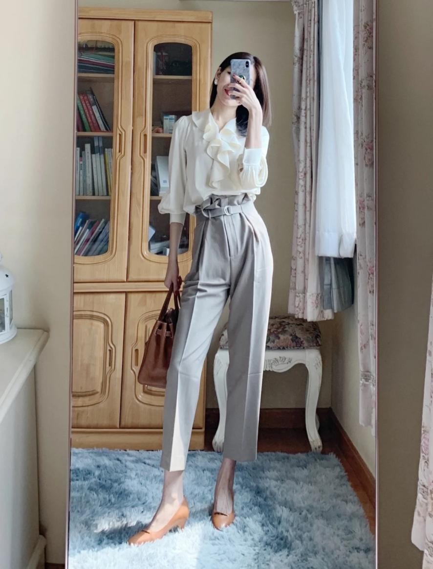 谁说平胸没有女人味,平胸穿衣服到底有多好看