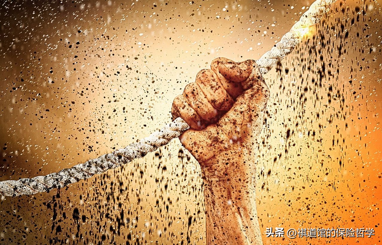 很多人觉得保险不好做,不要盲目选择做保险代理人