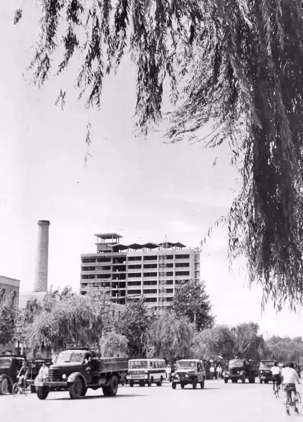 石家庄的长安街在哪里,石家庄长安中山路