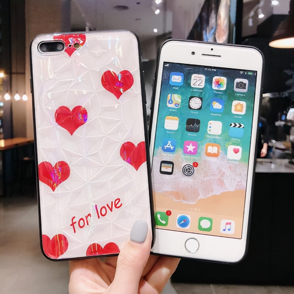 廉价手机壳让苹果设计师蒙羞感,iphone手机壳诟病