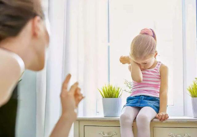 孩子总耍小脾气怎么办,小孩子脾气大爱发脾气怎么教育