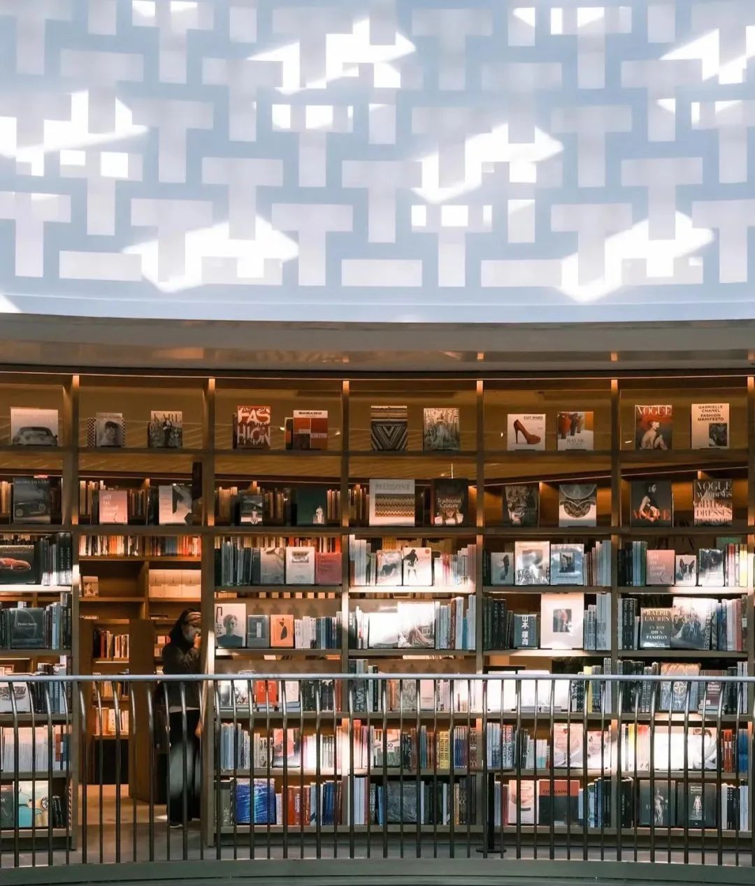 传统书店和网红书店,网红书店到底怎么样了