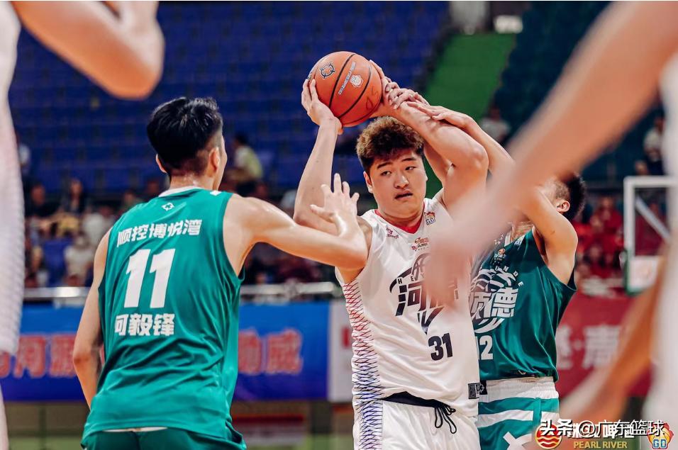 广东男篮12进8赛程,珠江啤酒男篮赛程