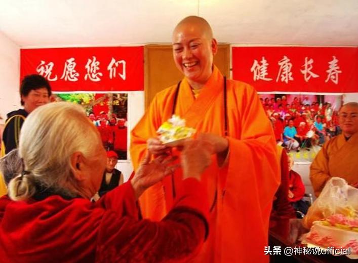 上海空姐出家,从空姐到出家为尼