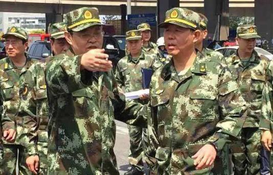 刘振立：打越战立一等功，从万岁军军长转任*警武**，授予什么军衔？