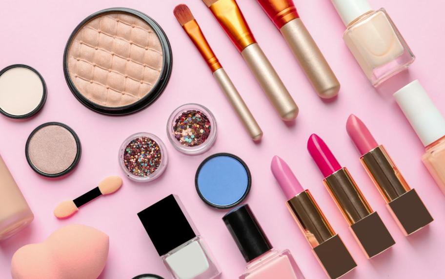 化妆品都有哪些成分不含激素,化妆品哪些成分安全好用