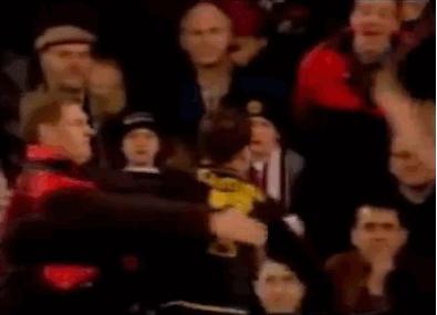 曼联坎通纳基恩,坎通纳和基恩在曼联时谁是老大