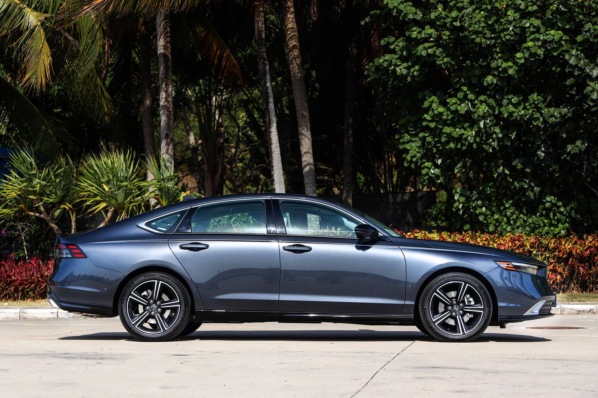 开25万公里的本田雅阁卖多少钱,25w公里的雅阁还值得买吗