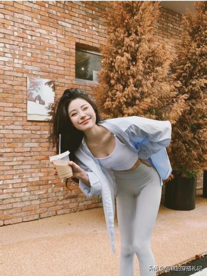 瑜伽服穿搭网红,瑜伽服潮搭