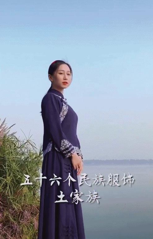 90后湖北姑娘拍56个民族服饰抖音,95后女孩耗时247天拍摄56民族服饰