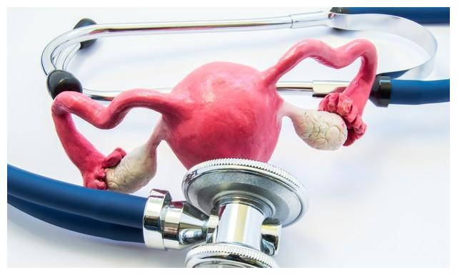 46岁离异女与男人相亲,男子:都快绝经了,娶你让我给你养老吗?