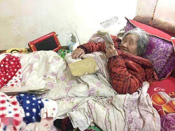 41岁大叔假扮女子,41岁大叔冒充女子