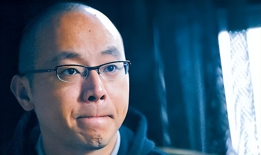 窦唯秃顶图片,窦唯从型男变邋遢大叔