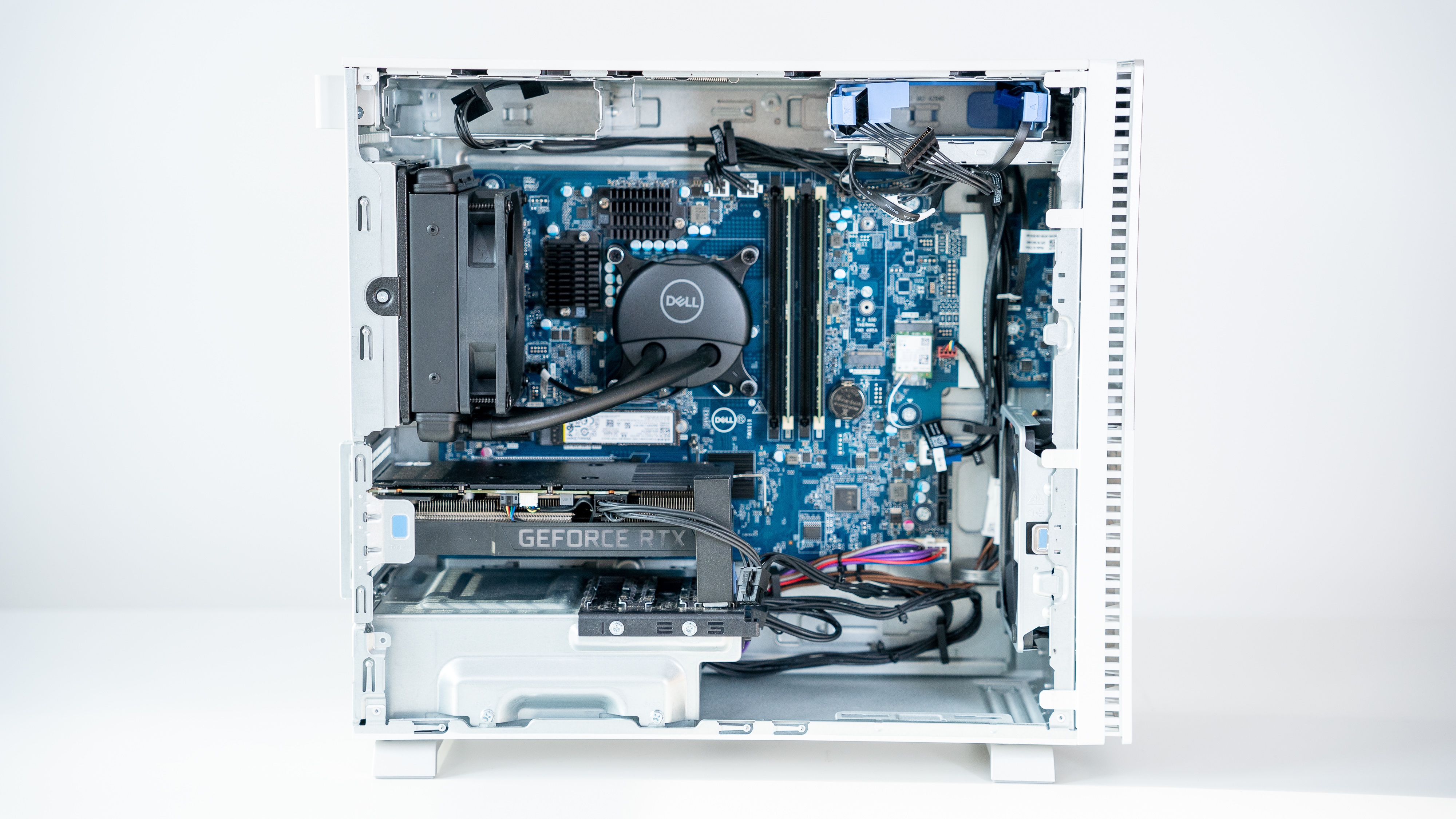 以后期设计师的角度看DELLXPS8950到底怎么样？