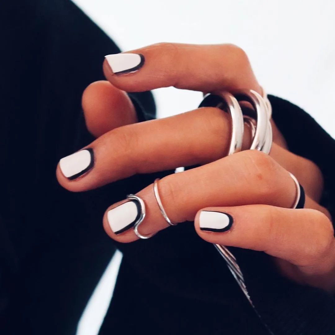 关于blackpink美甲,blackpink日常美甲