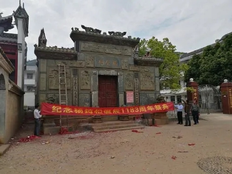 风水第一村三僚师傅,风水第一村三僚村