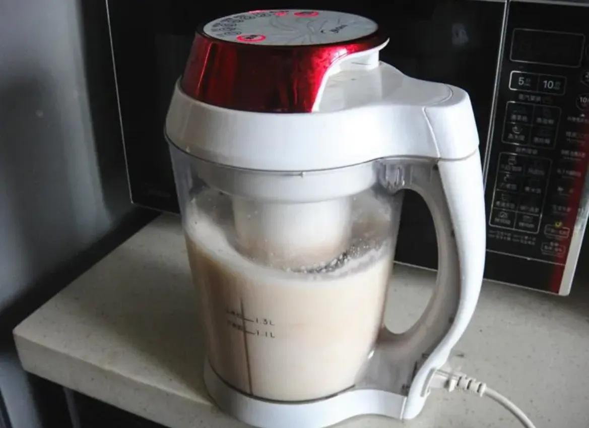 在家做豆腐脑100g黄豆配比,自制黄豆豆腐脑做法视频