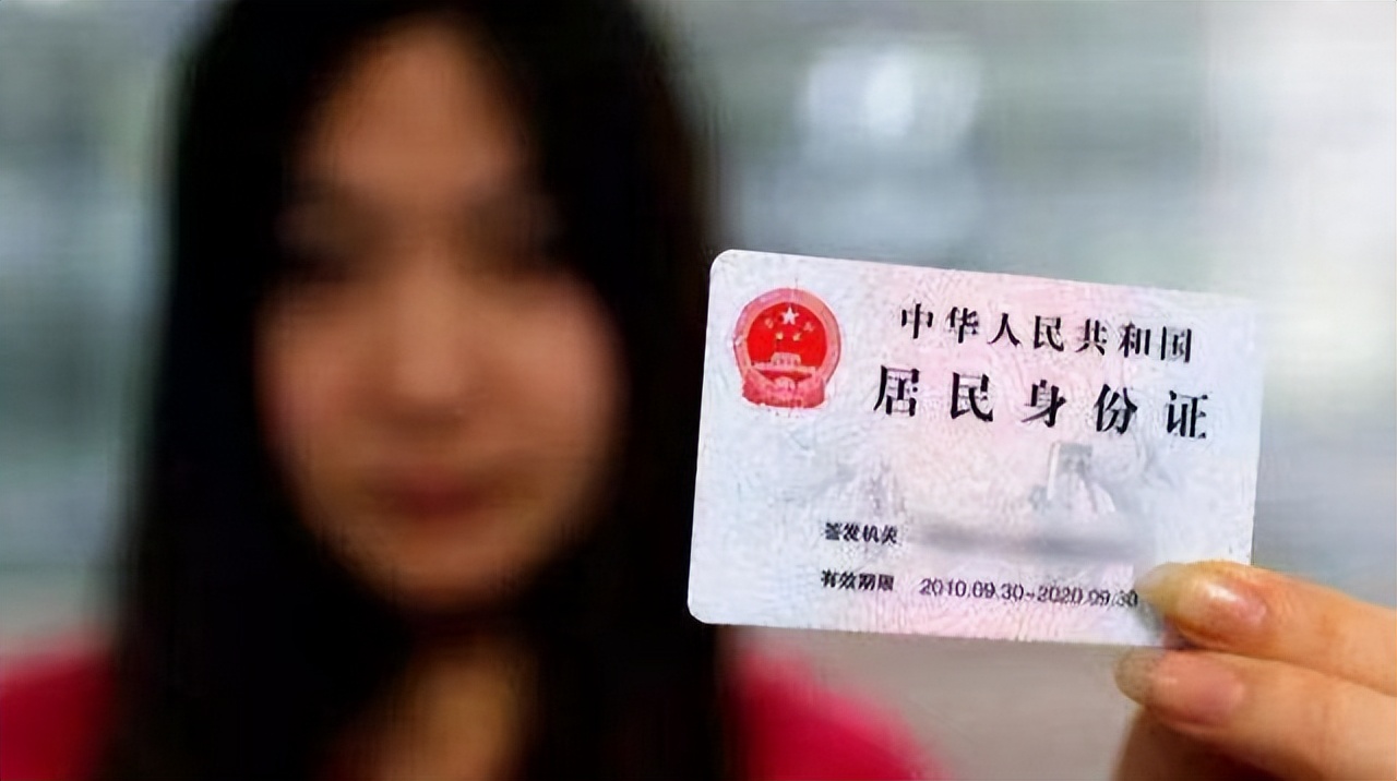 拿手机免费领礼品，焦作一对男女摊上事儿了