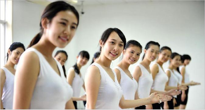 职场接待礼仪,职场着装礼仪