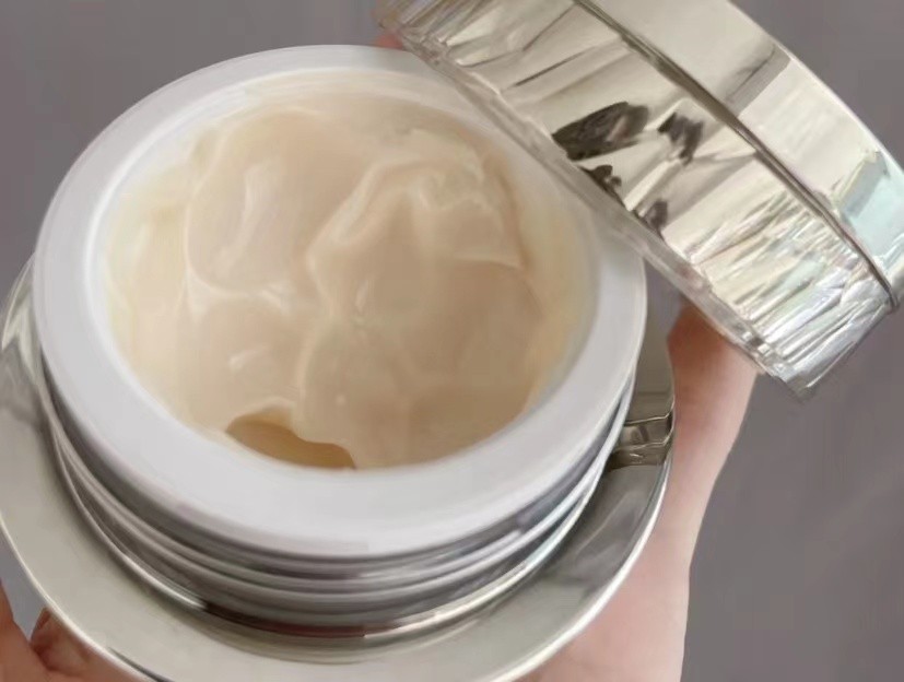 60岁真正好用有效的抗皱面霜,60岁女人用什么牌子抗皱霜好