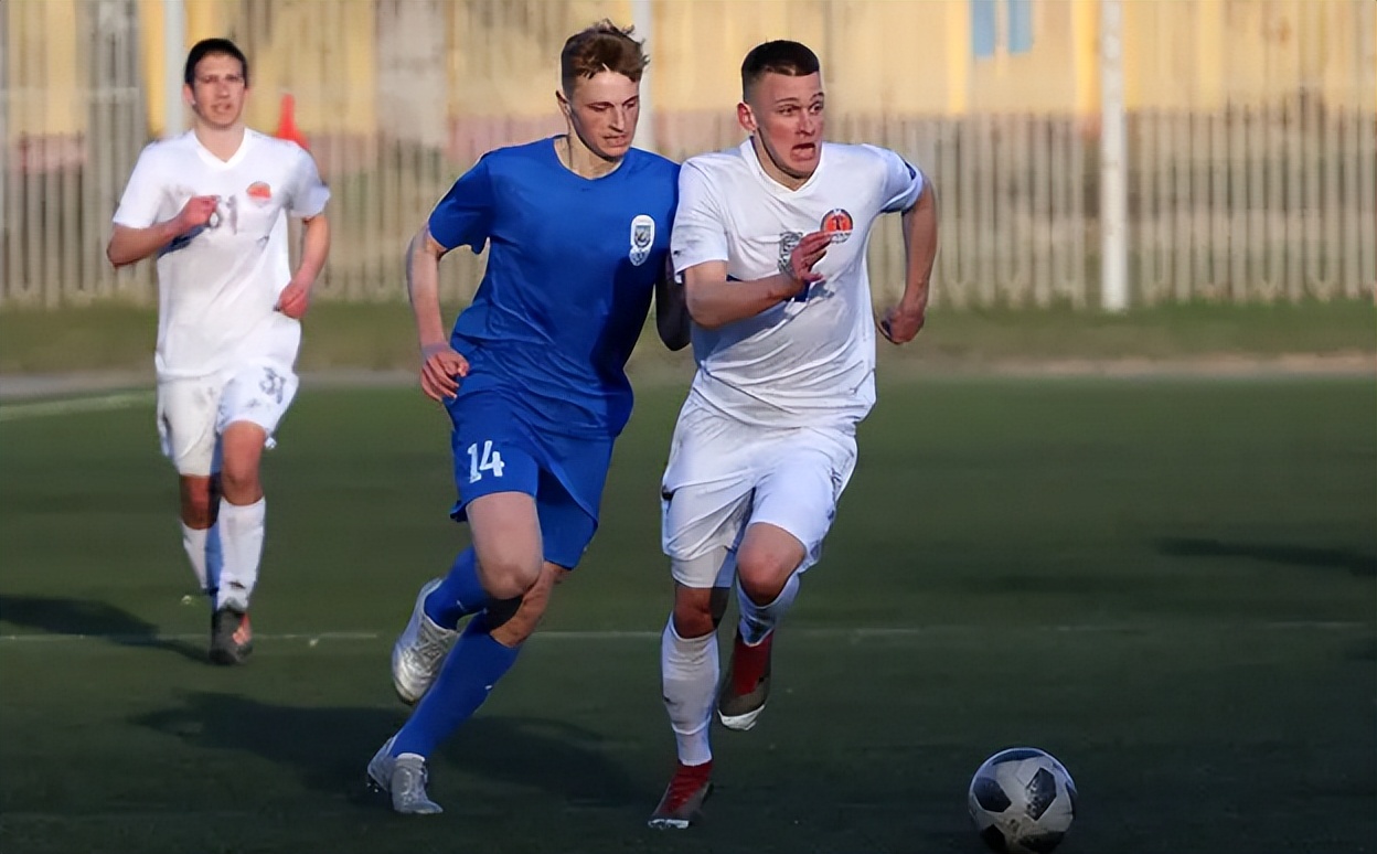 前瞻巴萨vs比利亚雷亚尔,埃雷迪亚诺vs阿拉捷伦斯