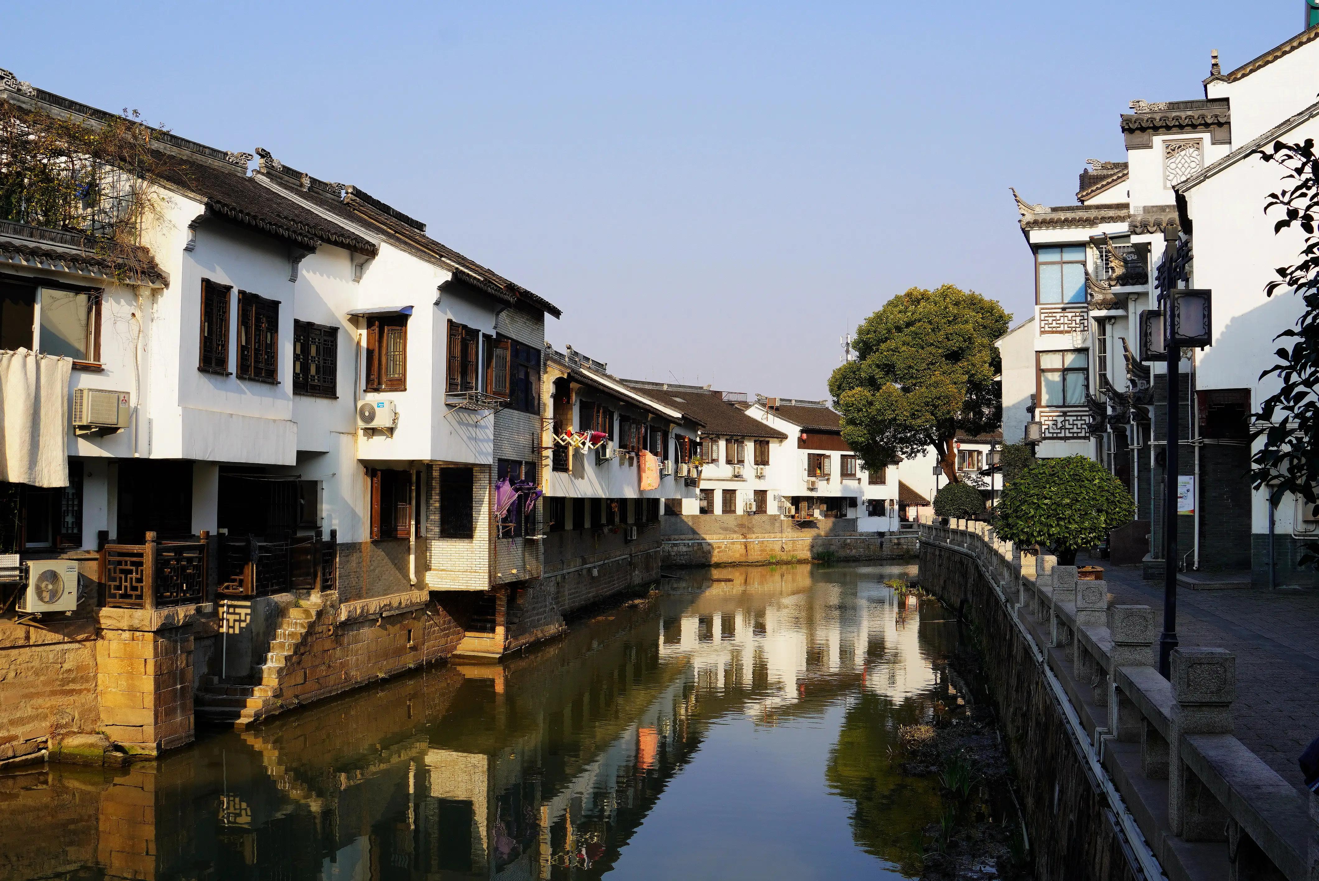 坐上海地铁有哪些好玩的地方,坐地铁去上海哪里玩最合适