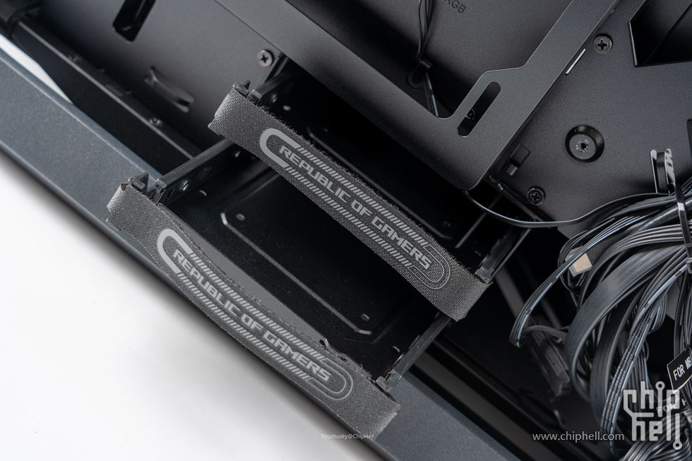 rog创世神装机视频,rog创世神细节