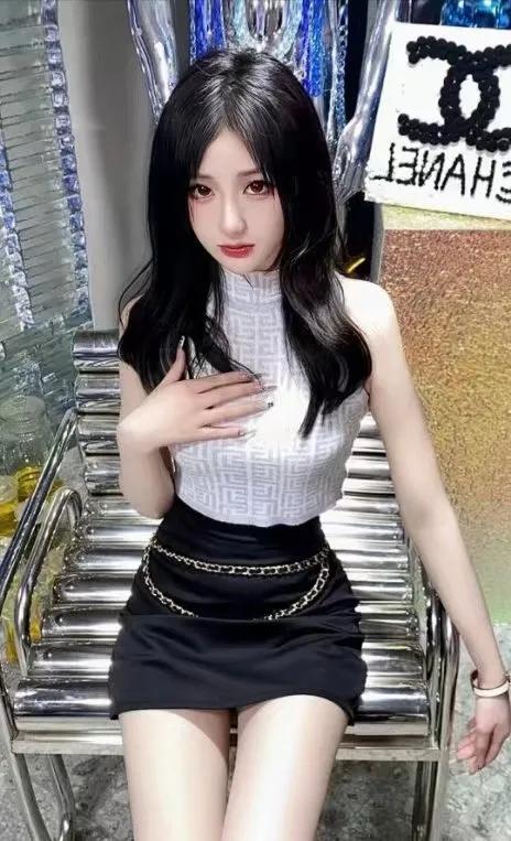 中国美女高清壁纸图片大全,高清大图美女壁纸网站