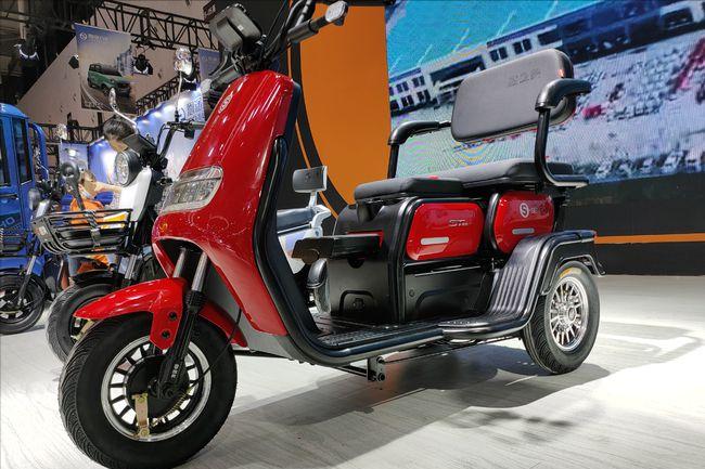 亲子小三轮续航,出行代步小三轮