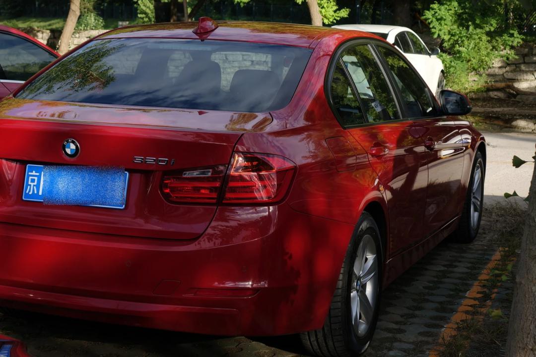 06年宝马320i二手的值得入手吗,二手宝马320i保养需要多少钱