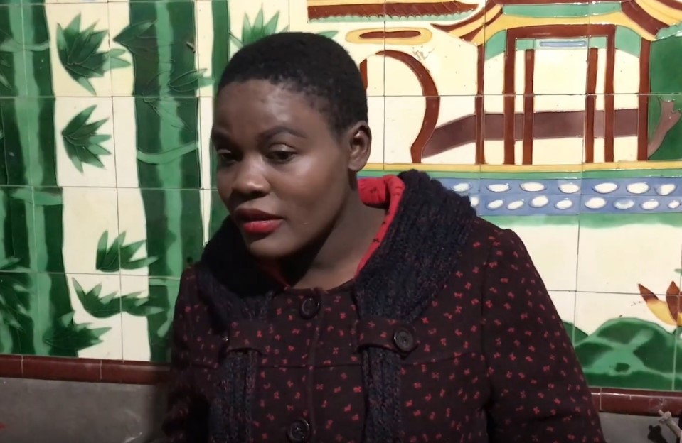 23岁非洲姑娘嫁41岁河南农民，婚后交流全靠比划，如今种花椒致富