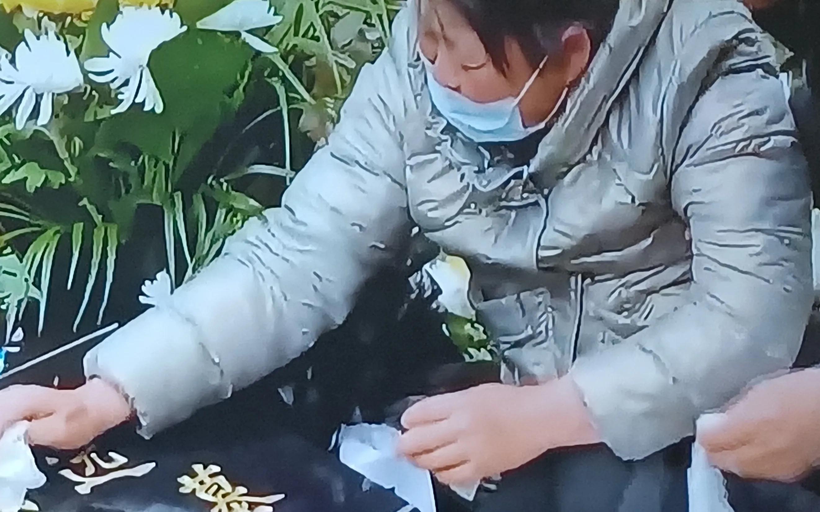 哪有岁月静好只是人为你负重前行,哪有岁月静好只是有人负重前行